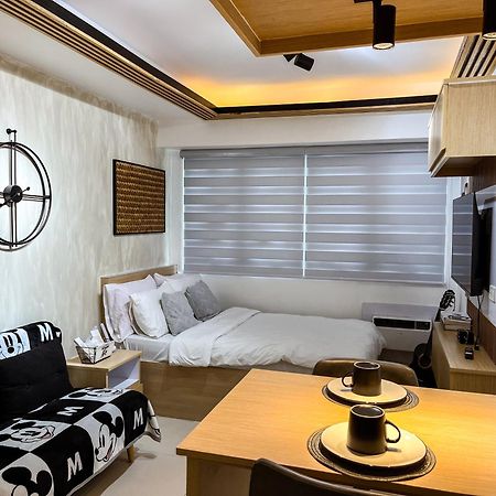 Quezon City Manila Stylish Studio Unit With A Mickey Vibe Apartman Kültér fotó