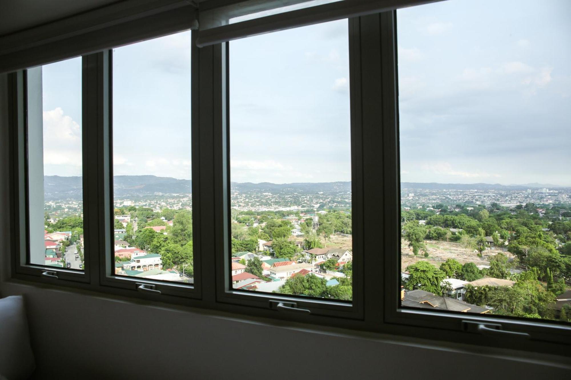 Quezon City Manila Stylish Studio Unit With A Mickey Vibe Apartman Kültér fotó