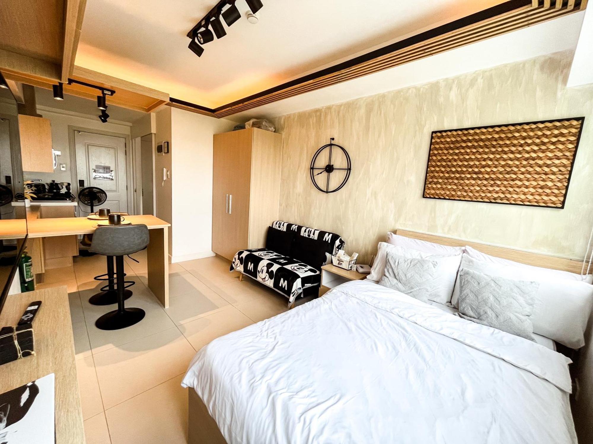 Quezon City Manila Stylish Studio Unit With A Mickey Vibe Apartman Kültér fotó