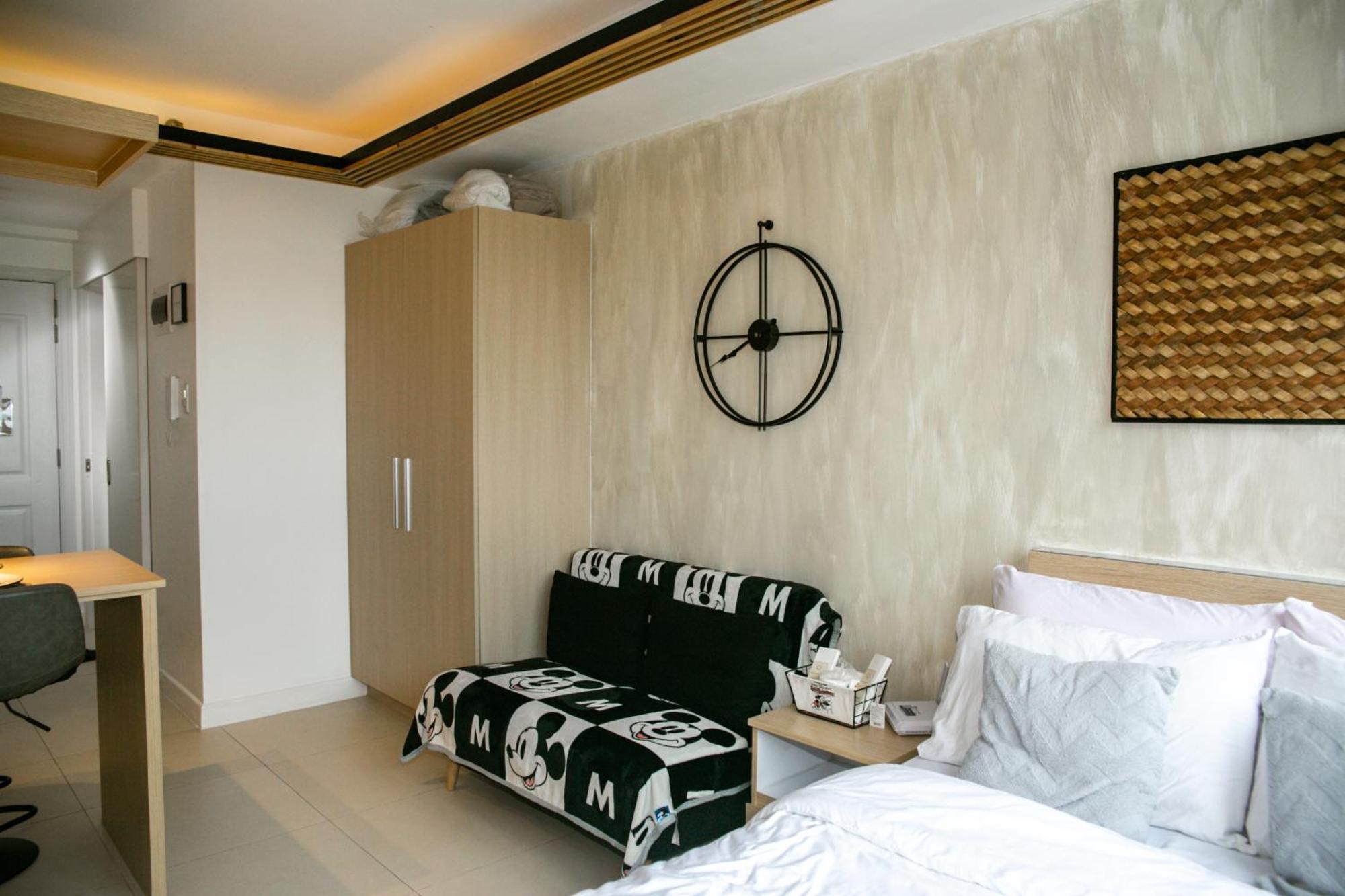 Quezon City Manila Stylish Studio Unit With A Mickey Vibe Apartman Kültér fotó