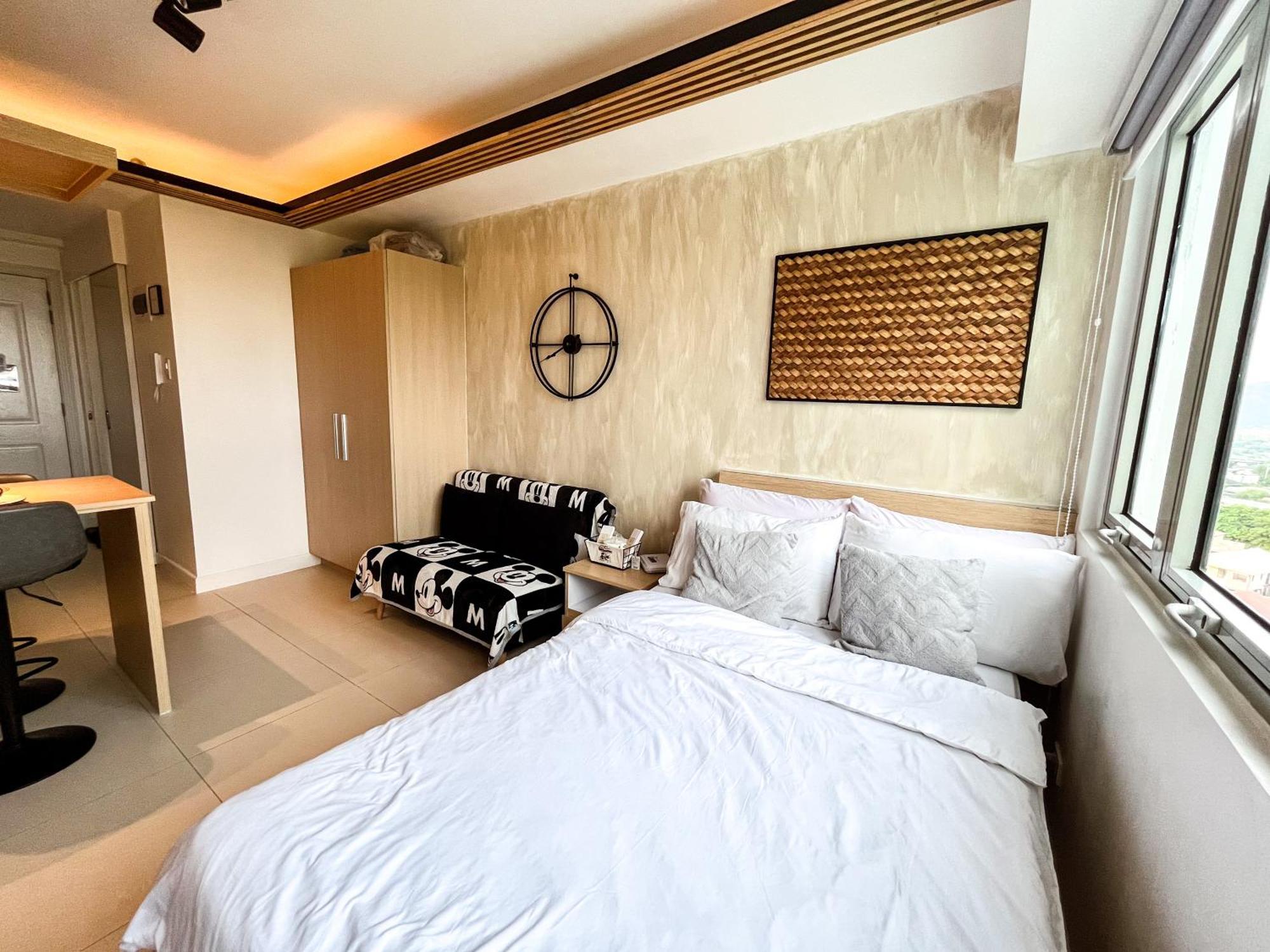 Quezon City Manila Stylish Studio Unit With A Mickey Vibe Apartman Kültér fotó